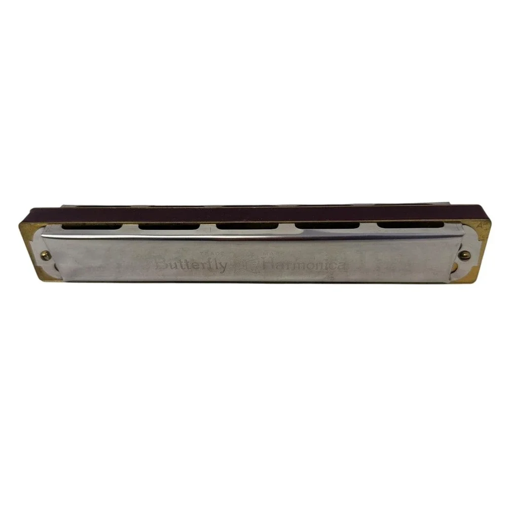 Butterfly Harmonica Musical Instrument 7 3/8 OS Silver A# Key A-440 Tremolo